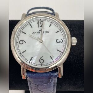 Anne Klein Silver Tone MOP Dial Watch blue needs new battery’s